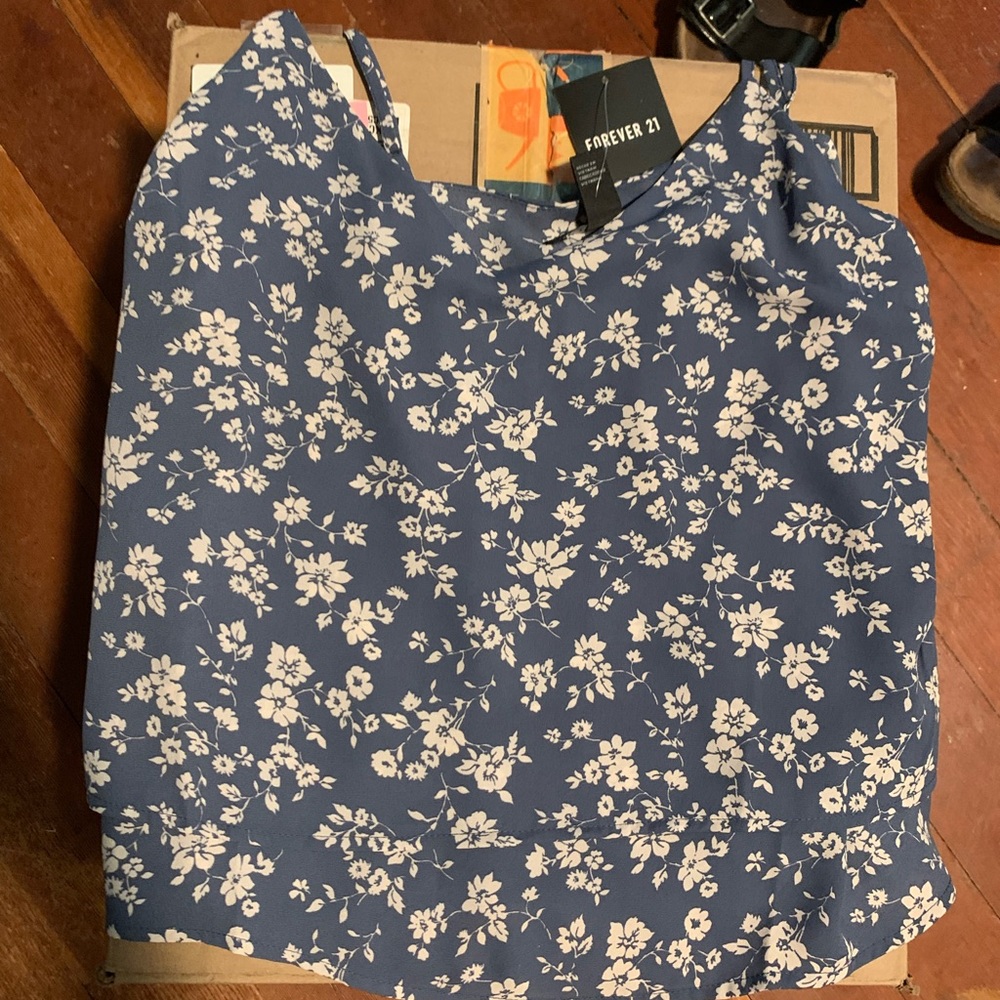 Forever 21 flowy tank